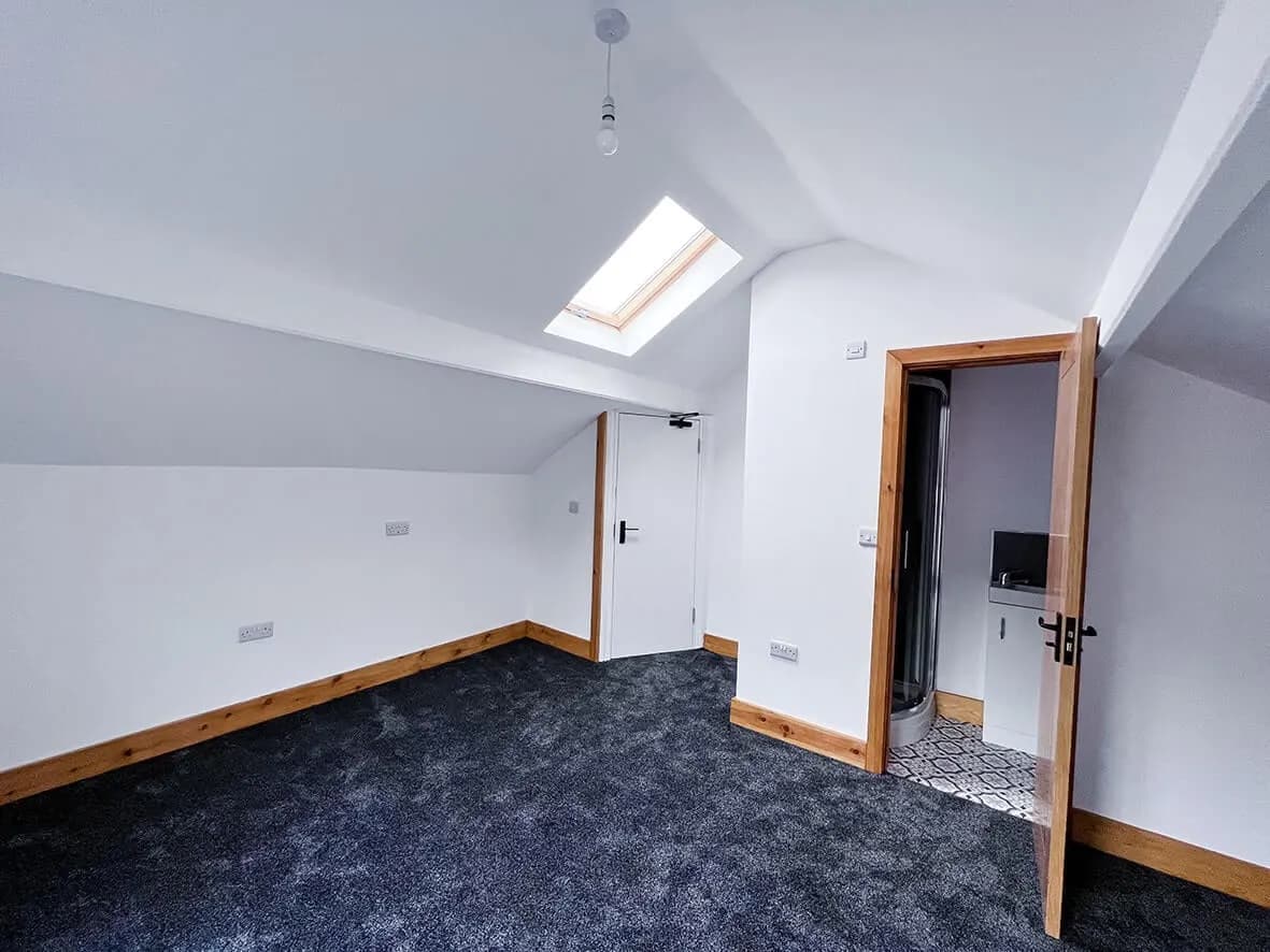Complete · second floor bedroom