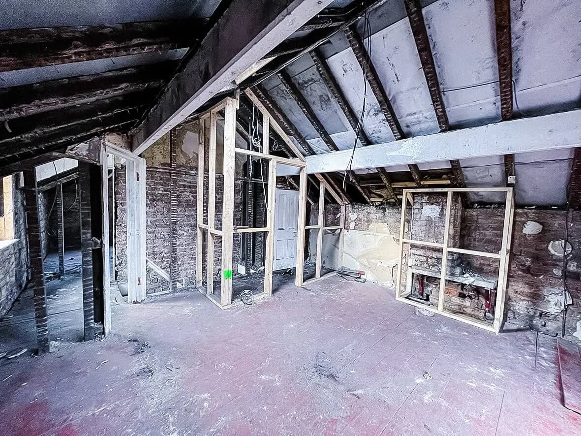 25% · floor laid