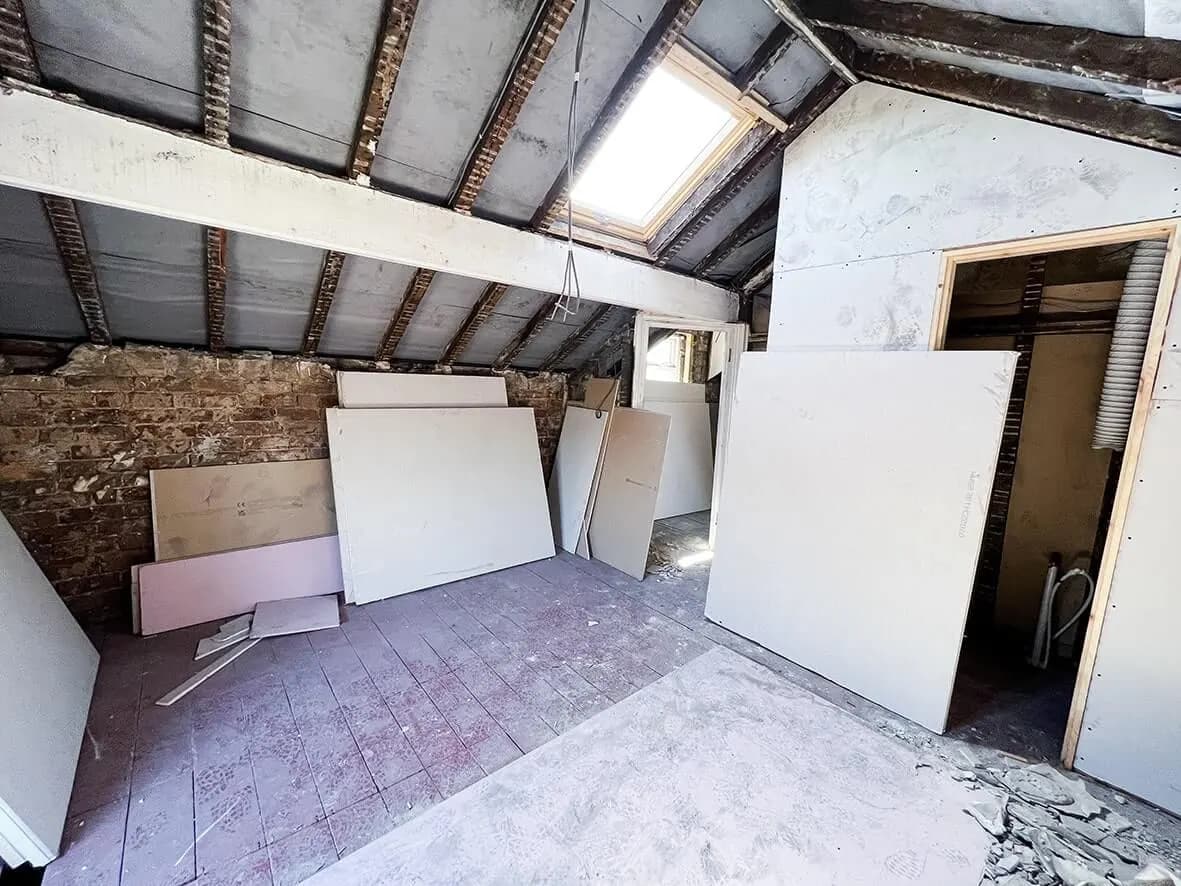 50% · staircase second fix prep