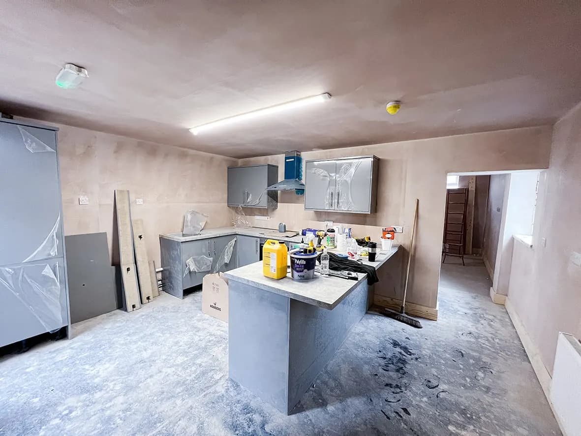 75% · floor finishes