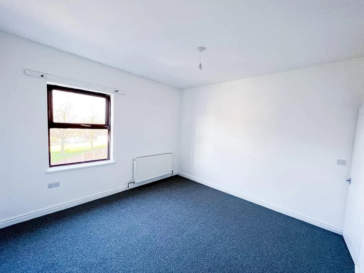 Complete · second bedroom with new radiator