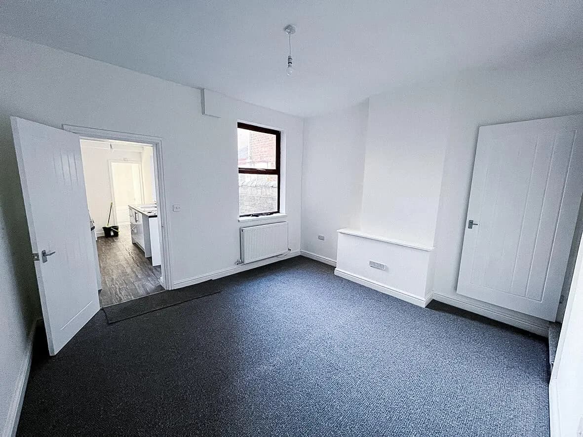 Complete · finished room ready for tenants