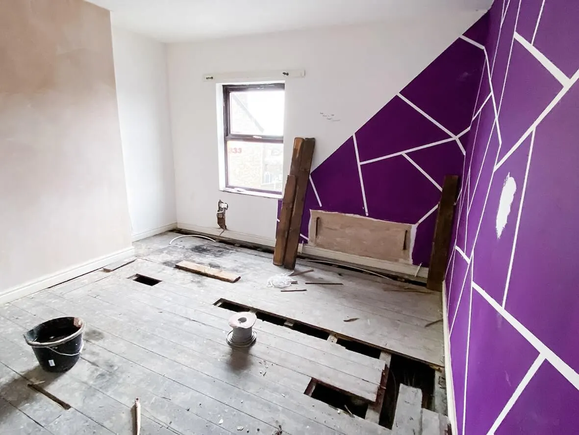 75% · kitchen worktops and appliances being installed