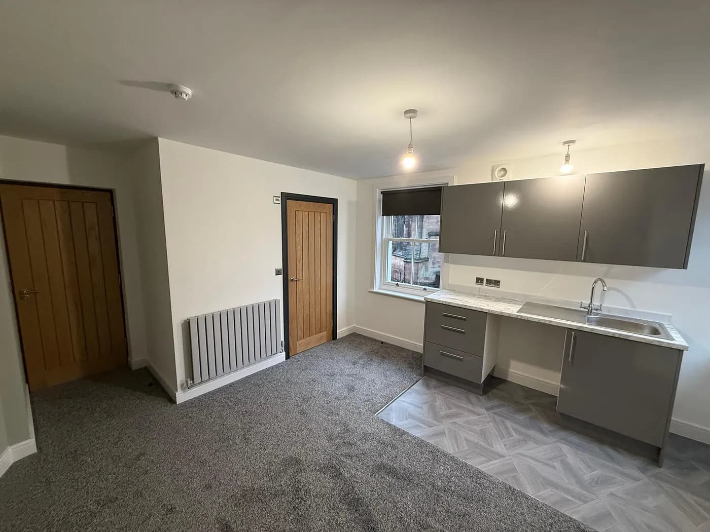 Complete · bedroom