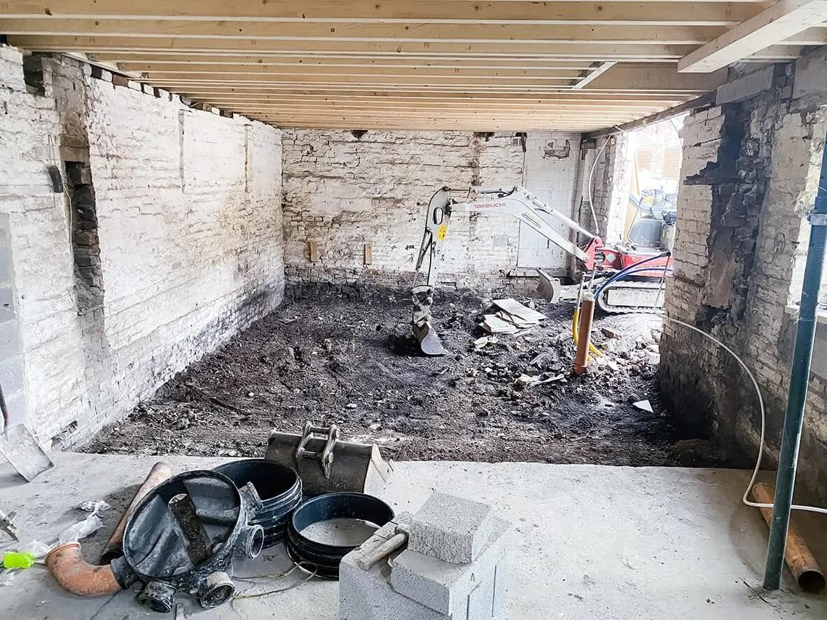 Offices to flats conversion · 25% complete 2