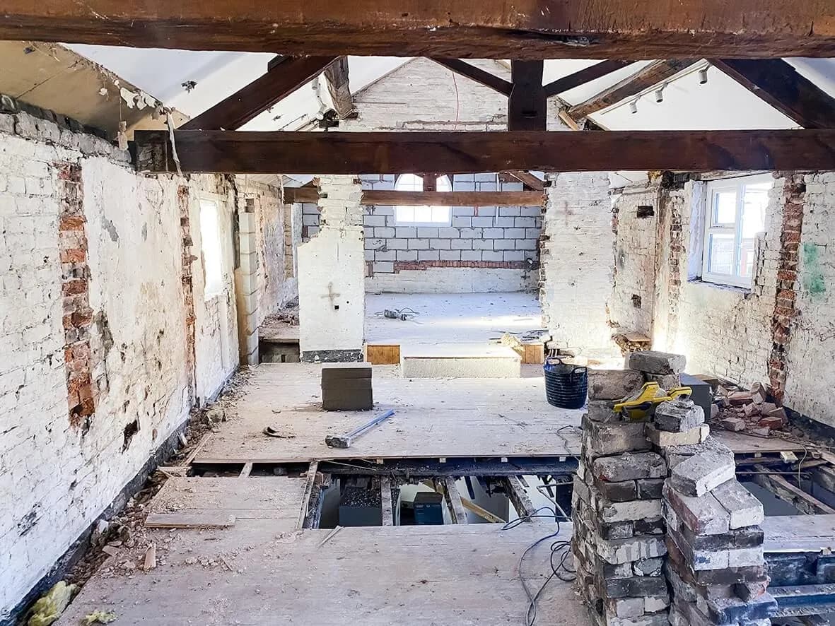 Offices to flats conversion · 25% complete 8