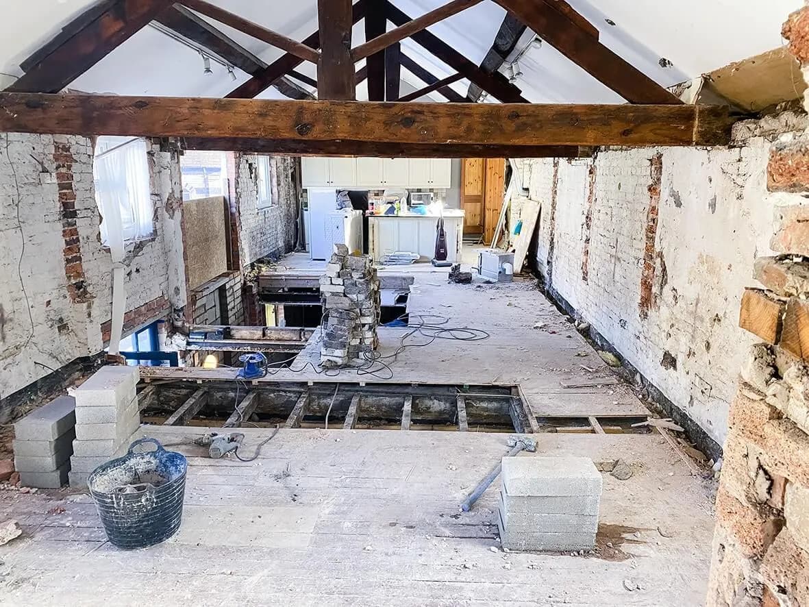 Offices to flats conversion · 25% complete 9