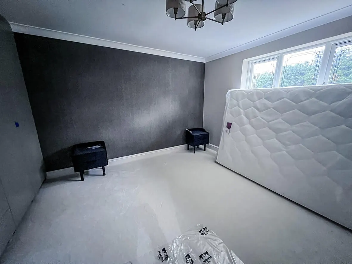 90% · staircase joinery in entrance hall