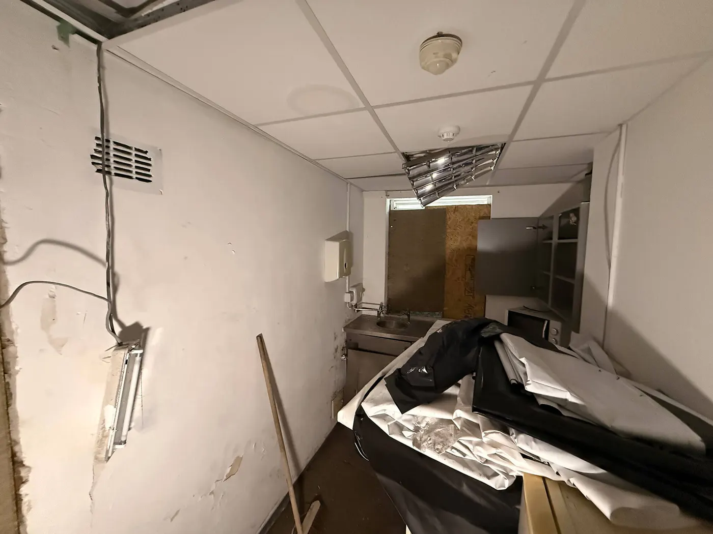 Before · secondary area