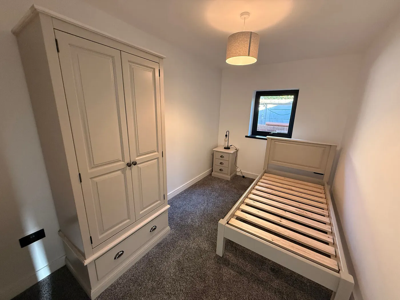 Complete · bedroom alternate
