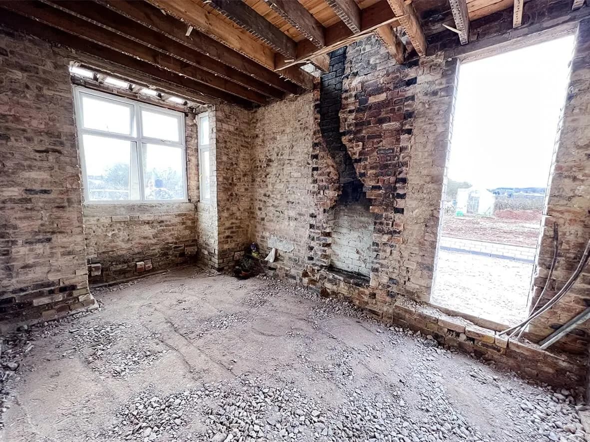 25% · first courses of brick