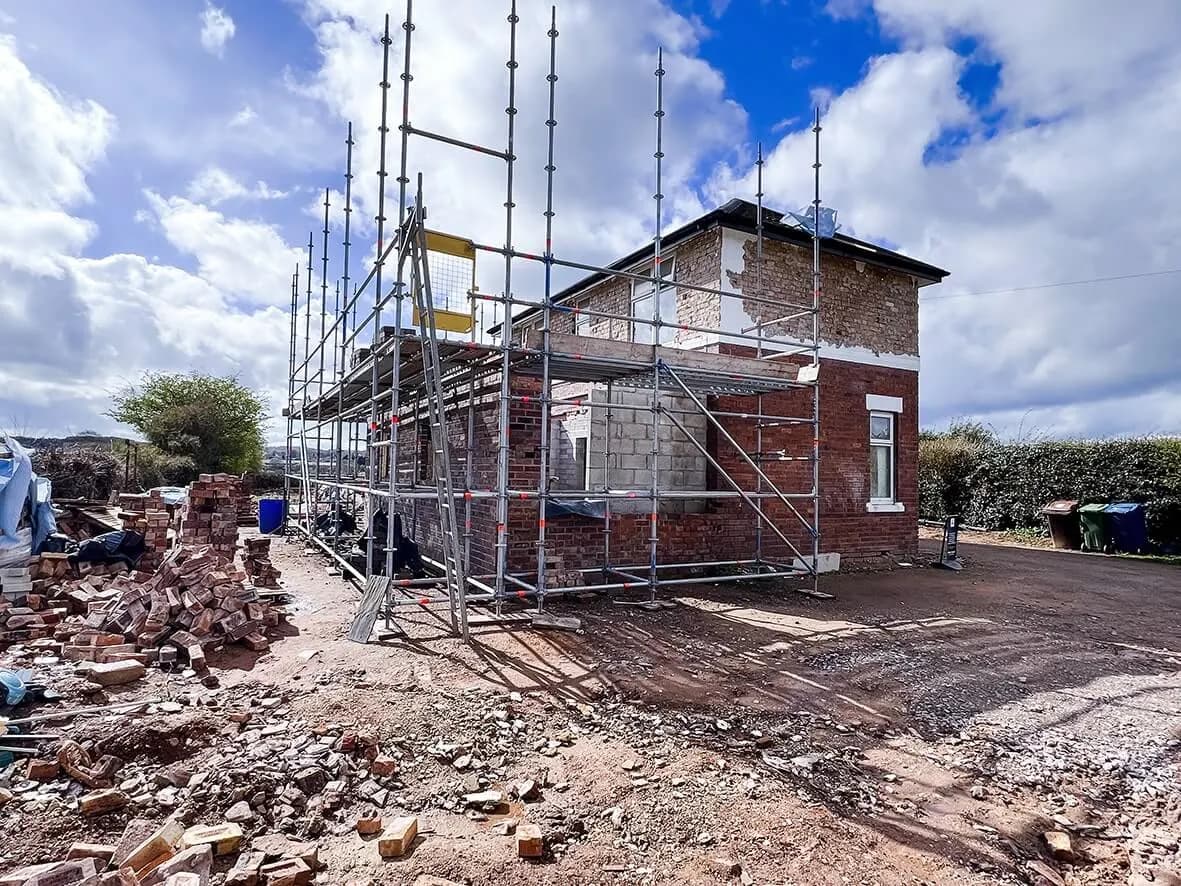 50% · roof structure starting