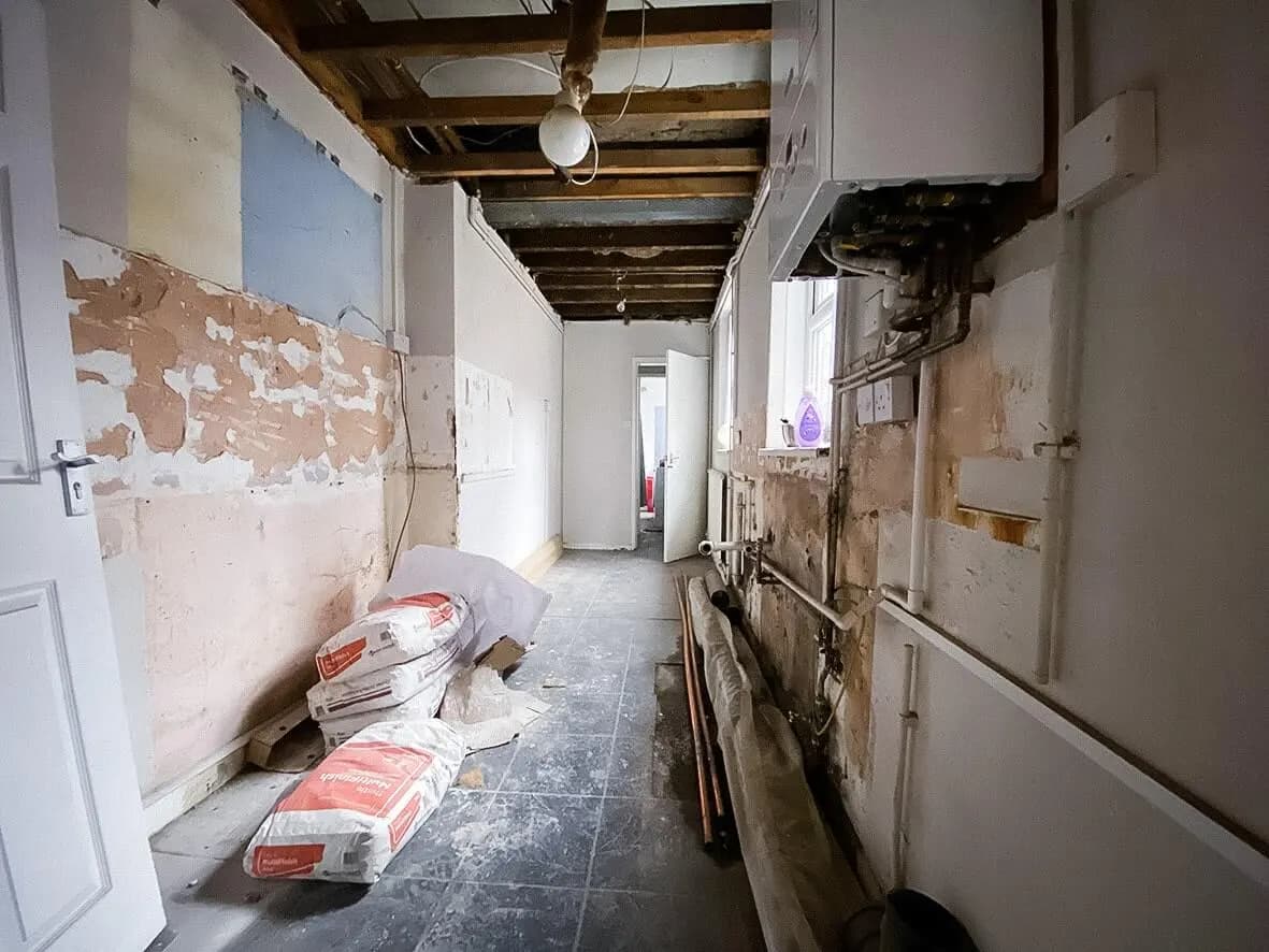 Mid-build · first fix plumbing