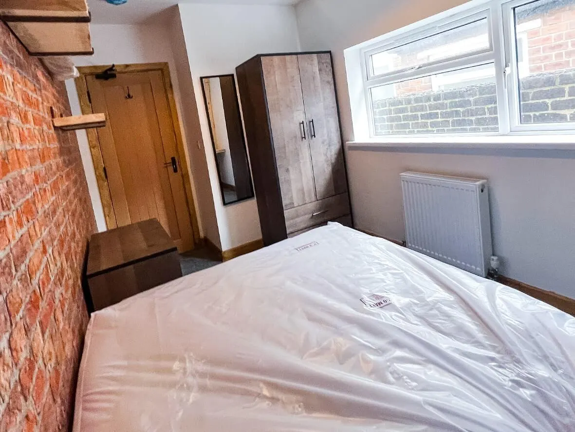 Finished · student bedroom modern spec