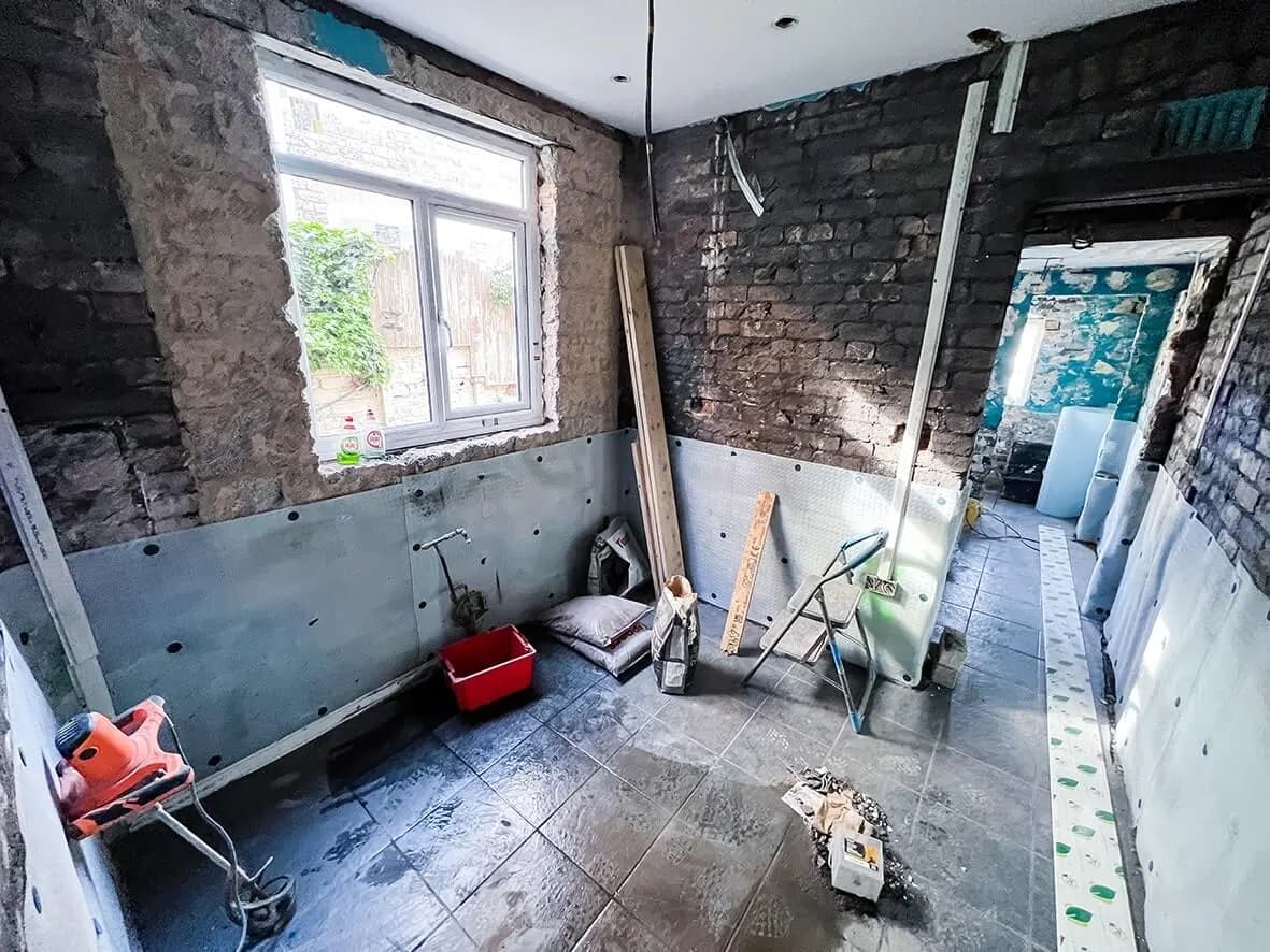 50% · first-fix electrical