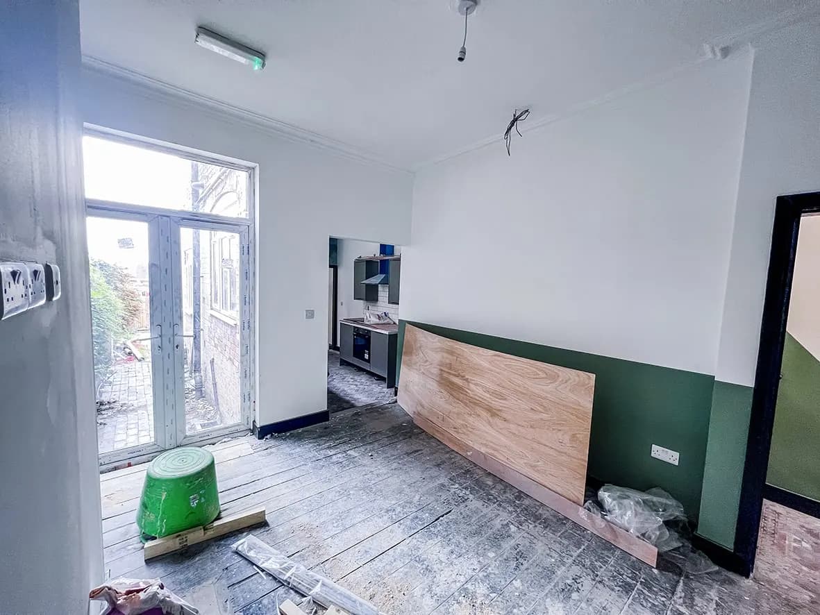 90% · shared bedroom finishing