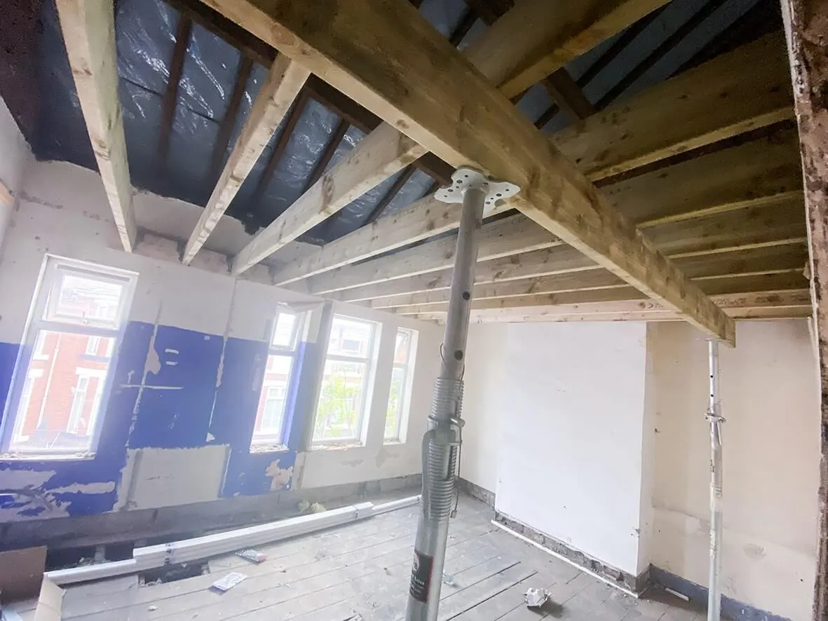 25% · old cannabis-farm wiring removed
