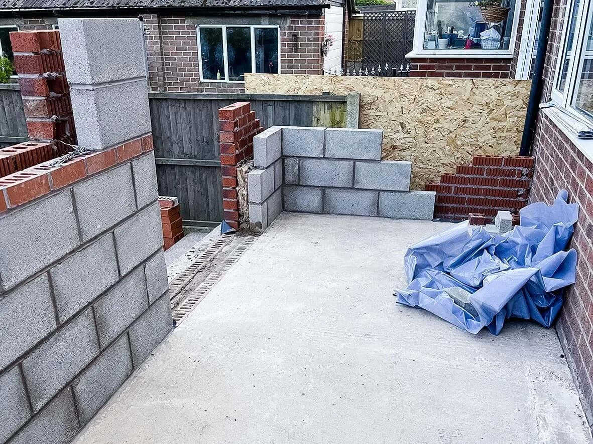 25% · slab + DPC in place