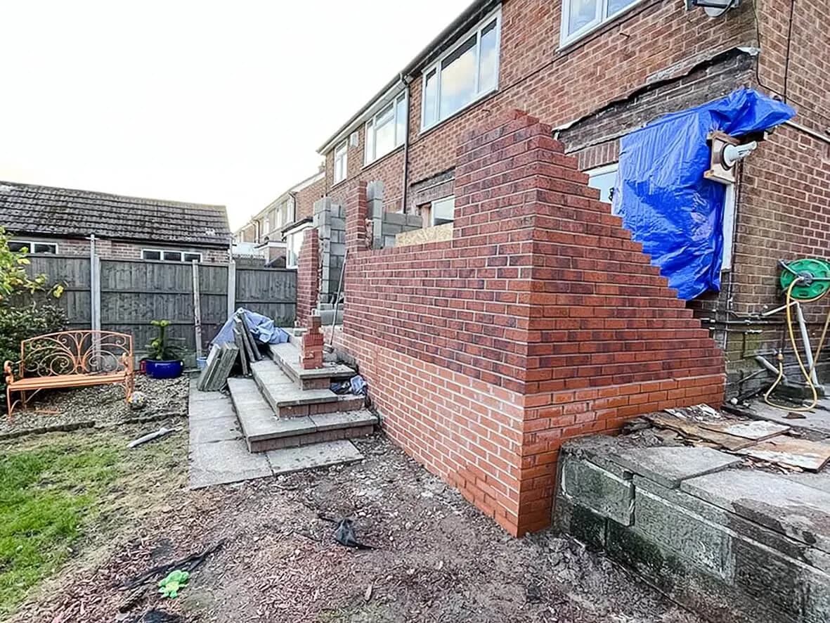 50% · brickwork to lintel level