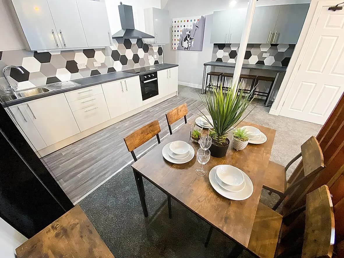 Complete · en-suite 3