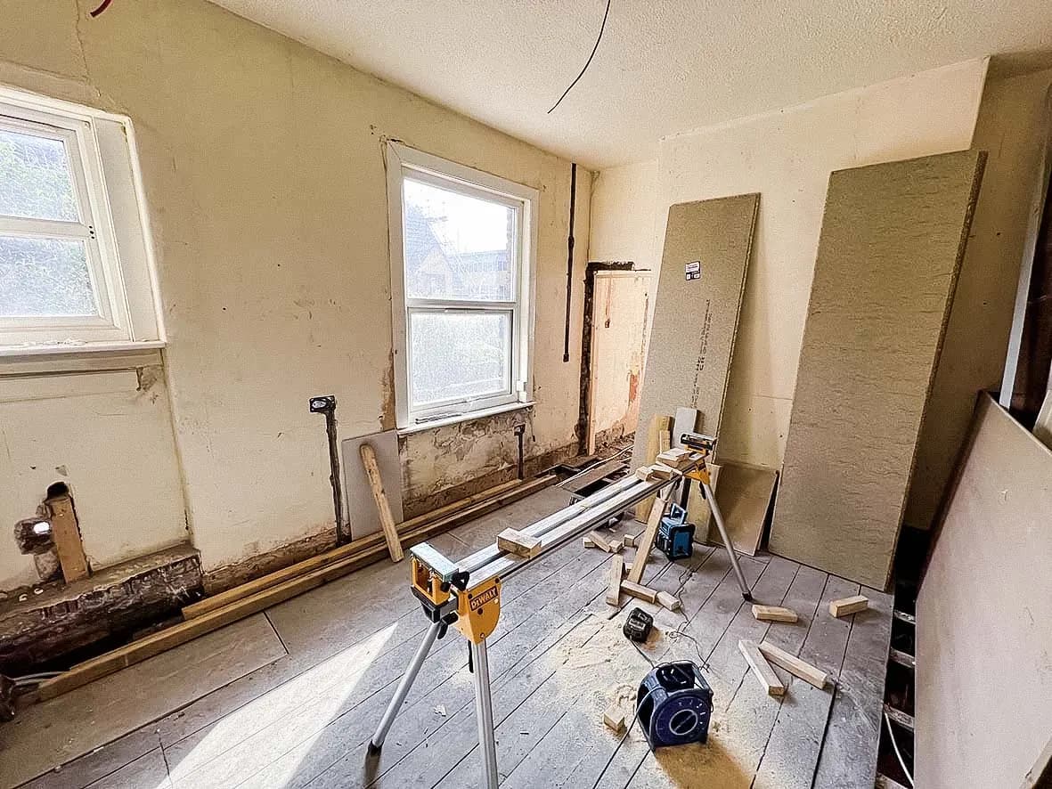 Mid-build · second fix electrical