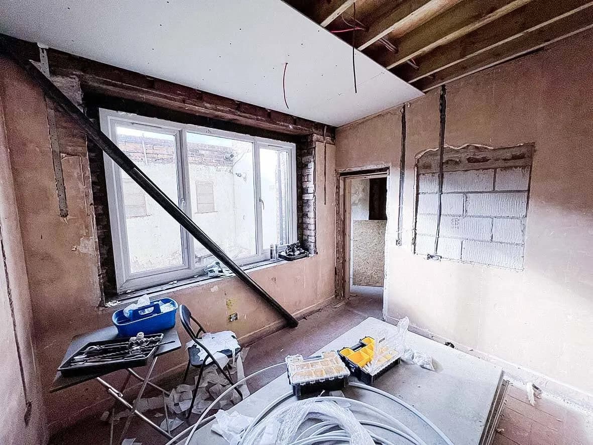 Mid-build · en-suite finishing