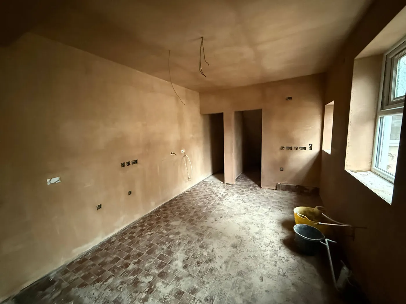 Build · final plastering