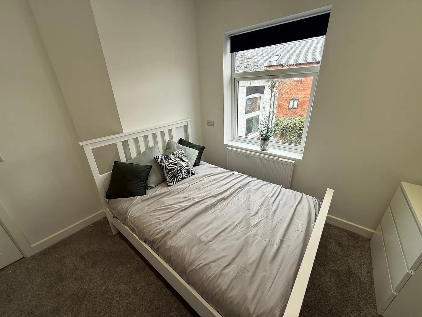 Complete · bedroom workmanship