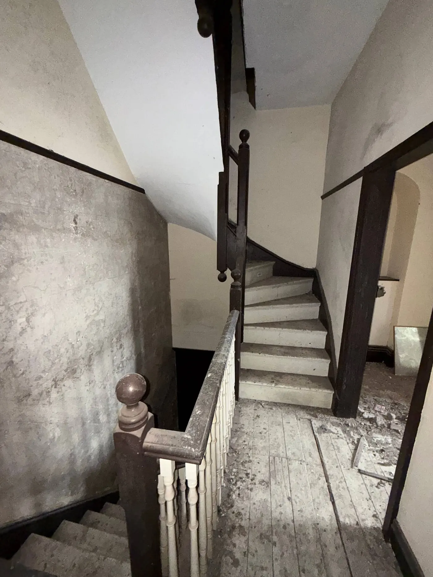 Before · exterior context